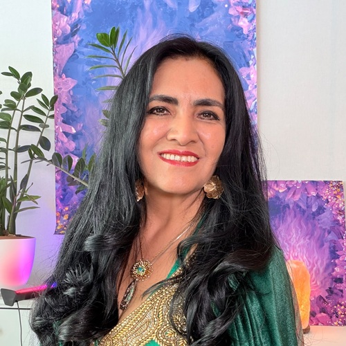 IRIS MUJER ARCOÍRIS